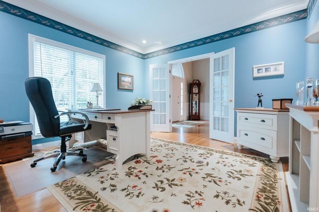 10480 WATERFORD Place, Newburgh, IN 47630