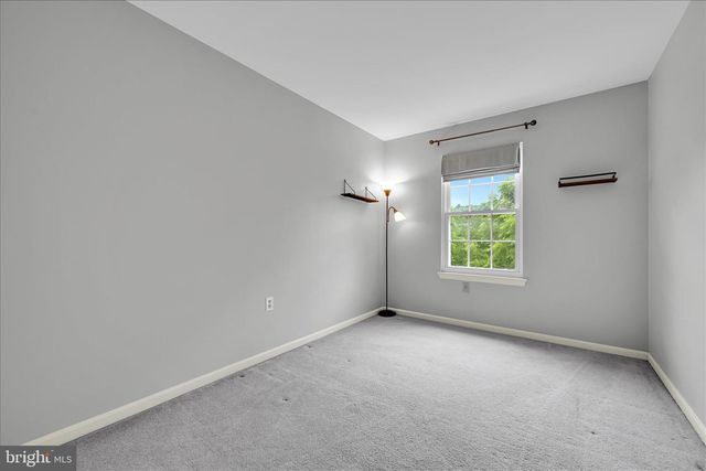 124 TEAL TER, Lancaster, PA 17601