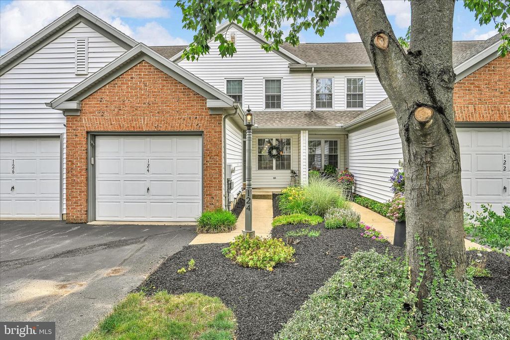 124 TEAL TER, Lancaster, PA 17601