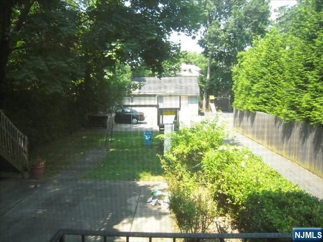 29 Brookfield Road 1st fl, Montclair, NJ 07043