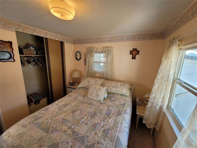 39438 ROCKFORD AVENUE, Zephyrhills, FL 33542