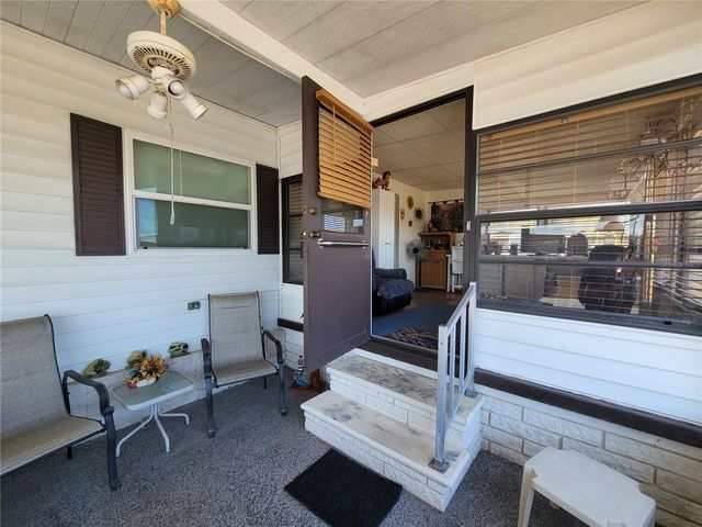 39438 ROCKFORD AVENUE, Zephyrhills, FL 33542