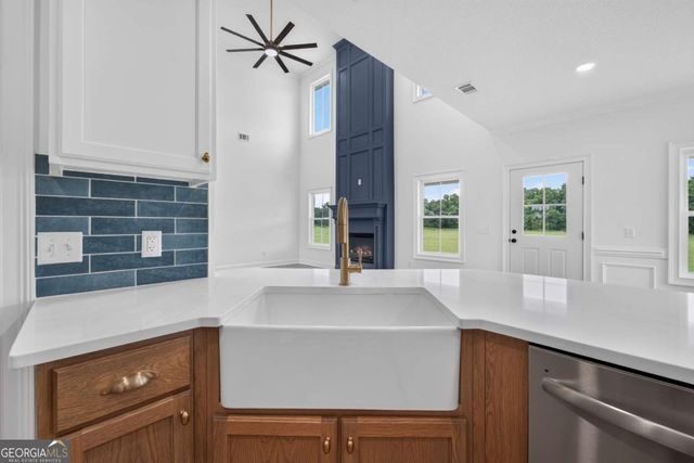3574 Highway 121, Blackshear, GA 31516