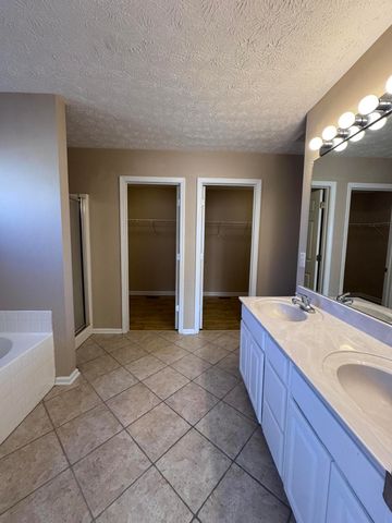 2064 Allegheny Way, Lexington, KY 40513