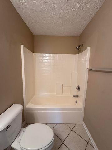 2064 Allegheny Way, Lexington, KY 40513