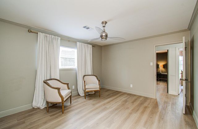 12870 Westleigh Drive, Houston, TX 77077