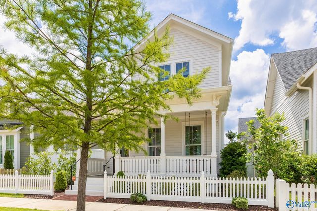 15 Angell Street NW, Huntsville, AL 35806