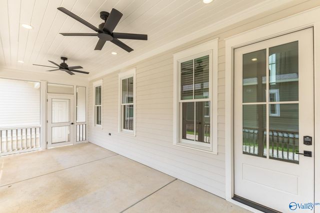 15 Angell Street NW, Huntsville, AL 35806