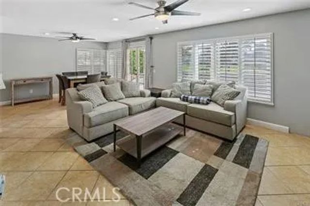 1018 Eckenrode Way, Placentia, CA 92870