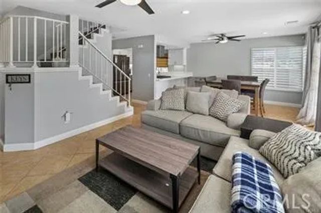 1018 Eckenrode Way, Placentia, CA 92870