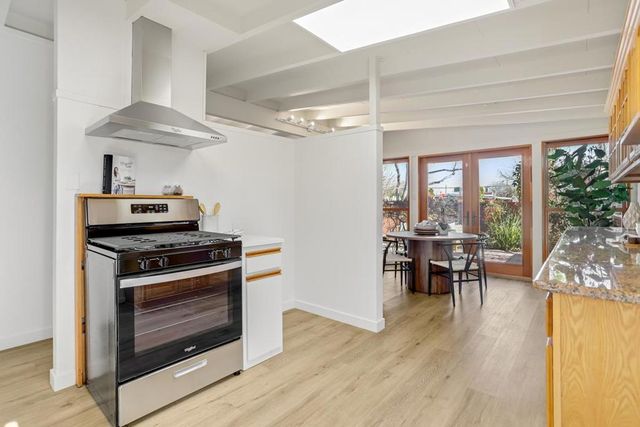 680 Hamilton Lane, Santa Clara, CA 95051