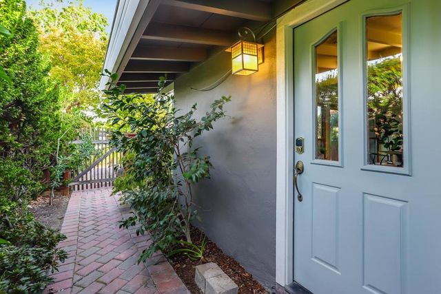 680 Hamilton Lane, Santa Clara, CA 95051