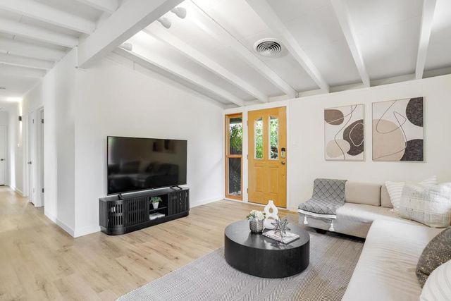 680 Hamilton Lane, Santa Clara, CA 95051