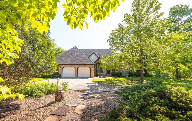 2739 Highway D, Bourbon, MO 65441