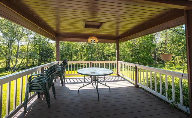 2739 Highway D, Bourbon, MO 65441
