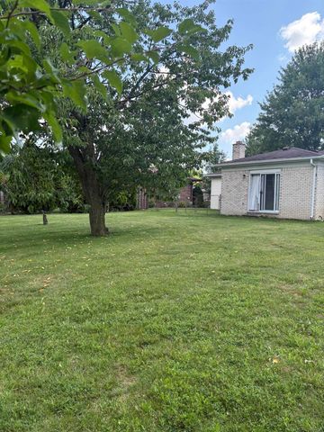 25400 Kelli Court, Taylor, MI 48180