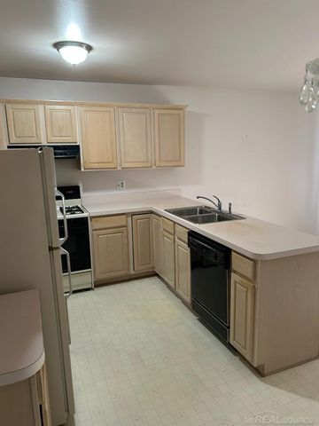 25400 Kelli Court, Taylor, MI 48180