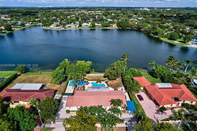 9261 SW 88 st, Miami, FL 33176