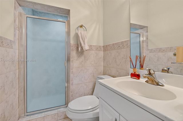 9261 SW 88 st, Miami, FL 33176