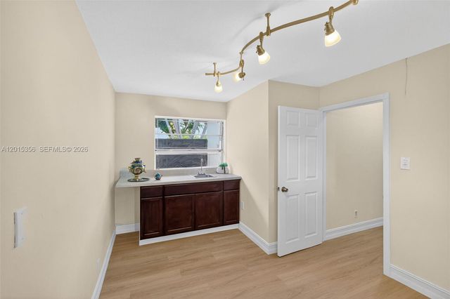 9261 SW 88 st, Miami, FL 33176