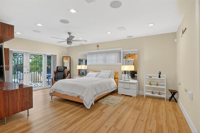 9261 SW 88 st, Miami, FL 33176