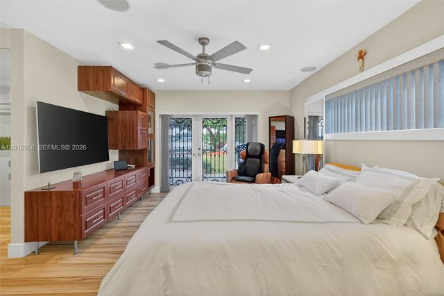 9261 SW 88 st, Miami, FL 33176