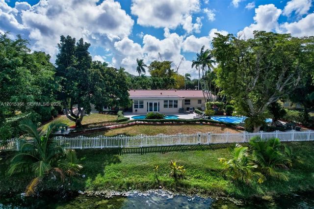 9261 SW 88 st, Miami, FL 33176