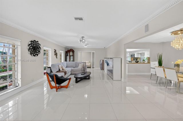 9261 SW 88 st, Miami, FL 33176
