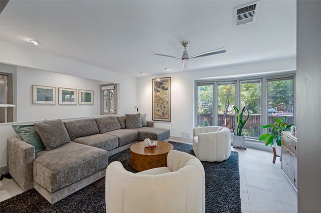 3525 Timberview Road, Dallas, TX 75229