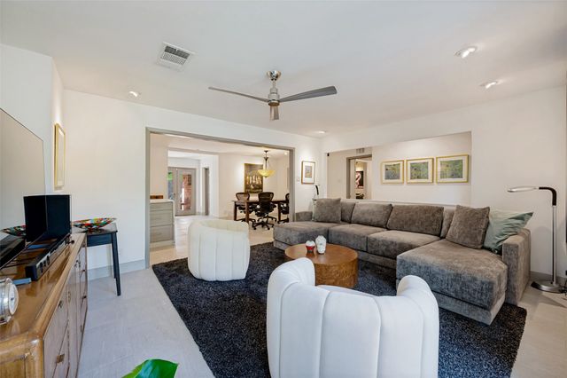 3525 Timberview Road, Dallas, TX 75229