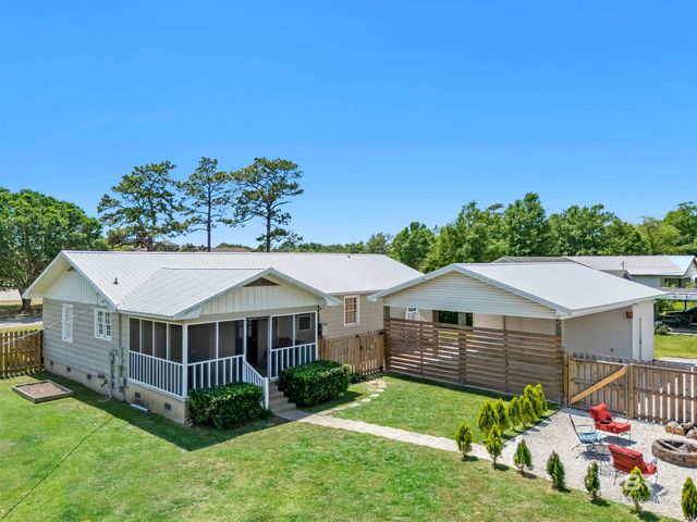 402 W Magnolia Avenue, Foley, AL 36542