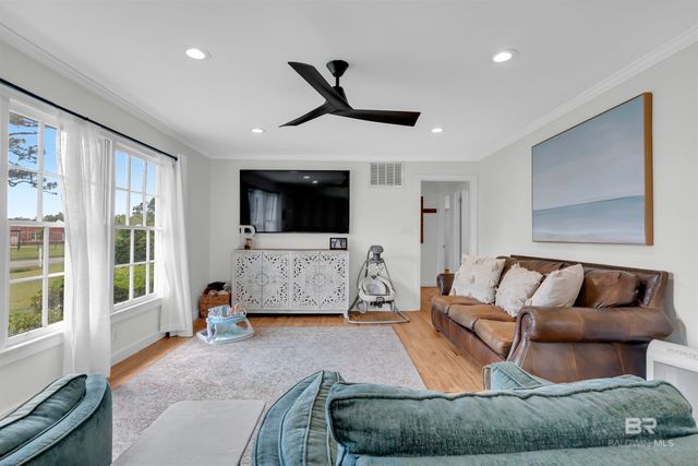 402 W Magnolia Avenue, Foley, AL 36542