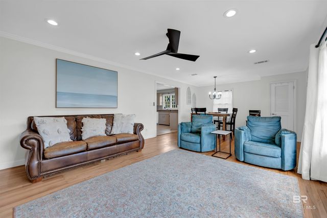 402 W Magnolia Avenue, Foley, AL 36542