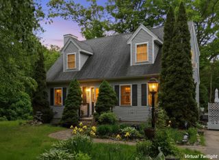 4 Norris Farm Road, Raymond, NH 03077