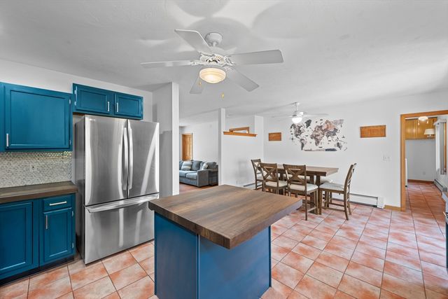 1 Woodmere Rd, Dudley, MA 01571