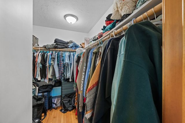 1 Woodmere Rd, Dudley, MA 01571