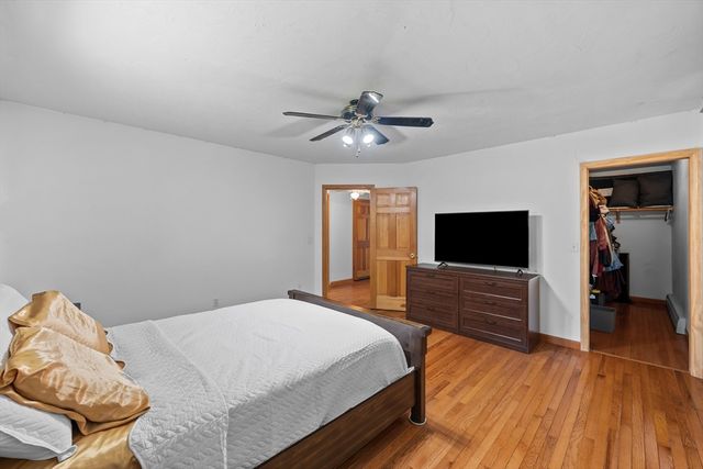 1 Woodmere Rd, Dudley, MA 01571