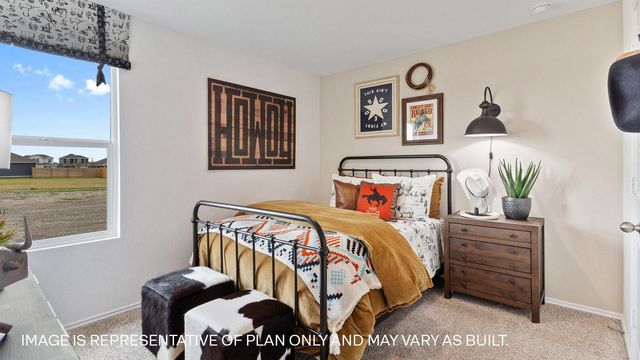 191 Arnold Loop, Uhland, TX 78640