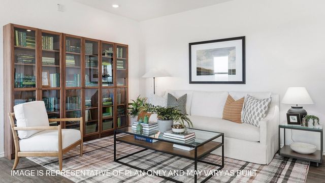 191 Arnold Loop, Uhland, TX 78640