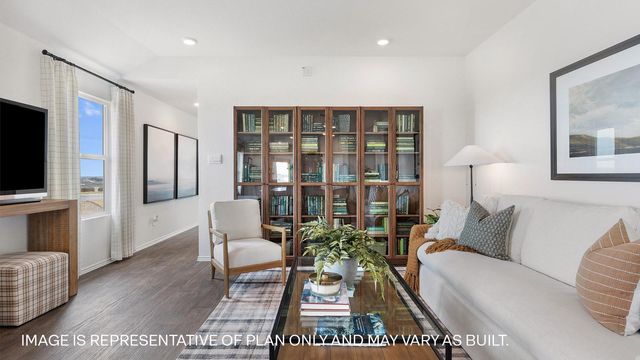 191 Arnold Loop, Uhland, TX 78640