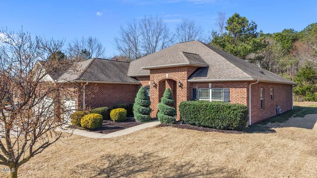 3010 Bunnfield Drive, Zebulon, NC 27597