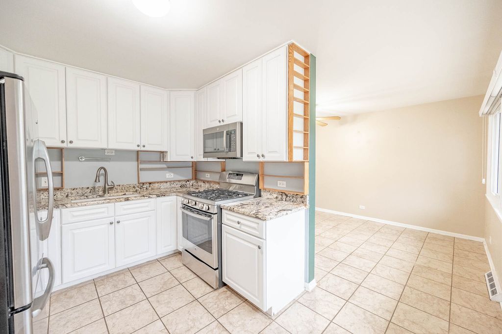 513 E Highland Avenue, Mount Prospect, IL 60056 — photo 4