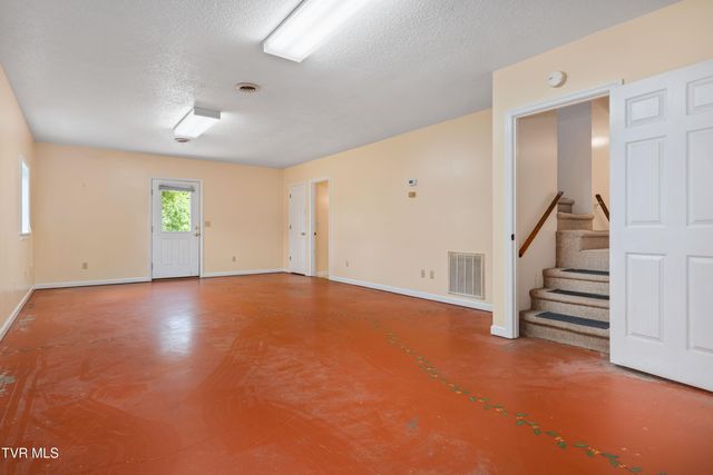 126 Lakeview Lane, Gray, TN 37615