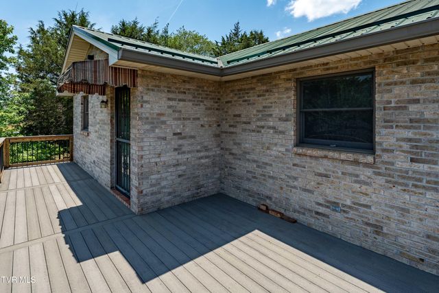 126 Lakeview Lane, Gray, TN 37615