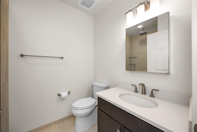 460 W Stadium Boulevard, Ann Arbor, MI 48103