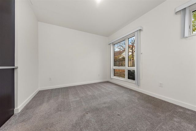 460 W Stadium Boulevard, Ann Arbor, MI 48103