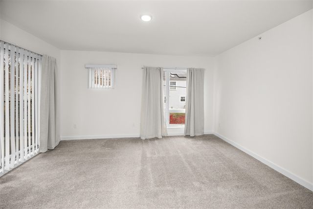 460 W Stadium Boulevard, Ann Arbor, MI 48103