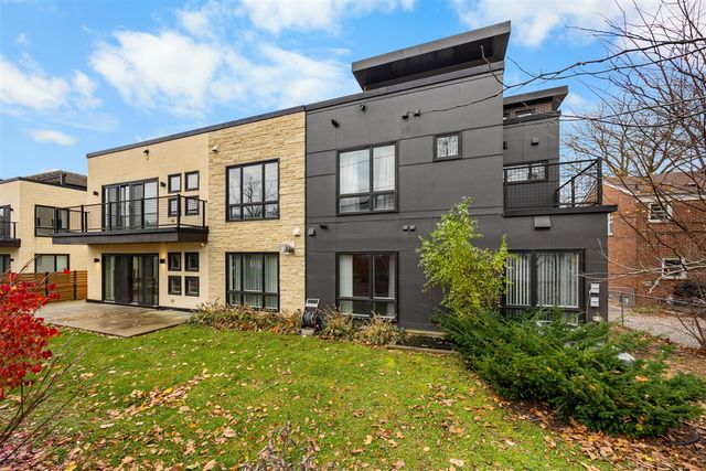 460 W Stadium Boulevard, Ann Arbor, MI 48103