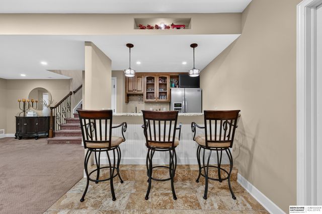 19288 Poppleton Avenue, Omaha, NE 68130