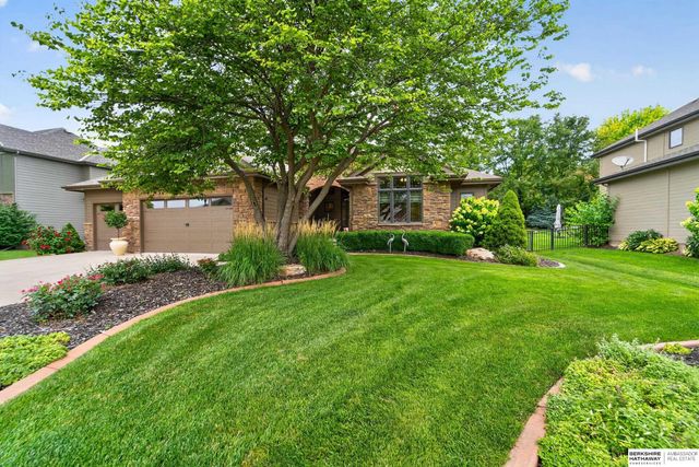 19288 Poppleton Avenue, Omaha, NE 68130